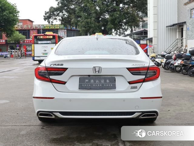 Honda Accord id 4348647 из Китая 15
