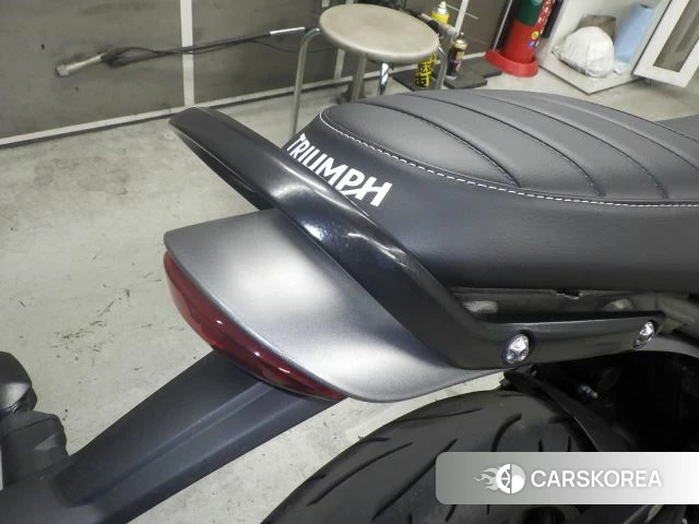 Triumph SPEED 400 id 3946671 из Японии 15