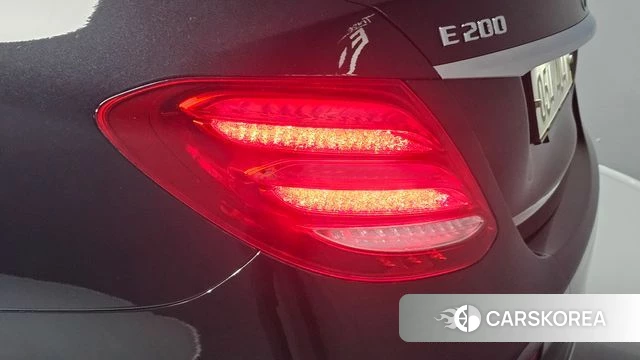 Mercedes-Benz E-Class W213 id 4605407 из Кореи 15