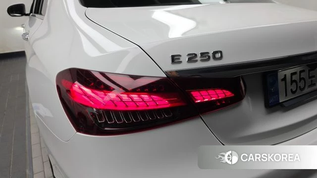 Mercedes-Benz E-Class W213 id 4730470 из Кореи 15
