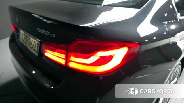 BMW 5 Series (G30) id 4385127 из Кореи 15