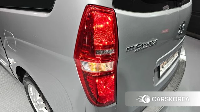 Hyundai The New Grand Starex id 4502135 из Кореи 15