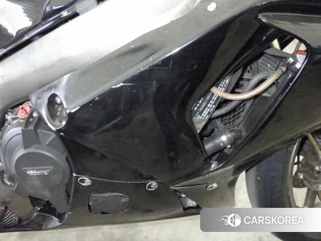 Suzuki GSX-R1000 id 3947219 из Японии 15