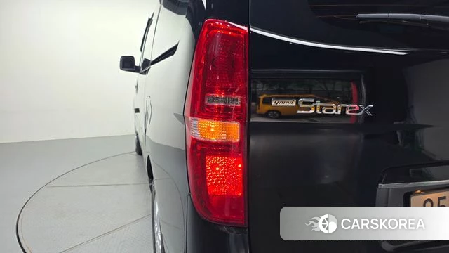 Hyundai The New Grand Starex id 4525552 из Кореи 15