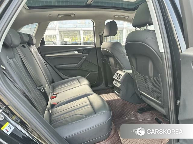 Audi Q5L id 4278400 из Китая 15