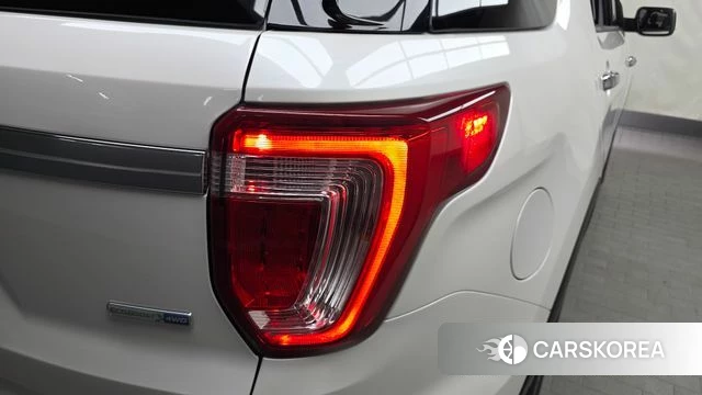 Ford Explorer id 4225678 из Кореи 15