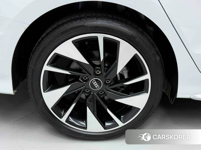Audi A3 id 4290441 из Китая 15