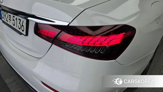Mercedes-Benz E-Class W213 id 4716755 из Кореи 15