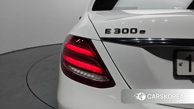 Mercedes-Benz E-Class W213 id 4294234 из Кореи 15