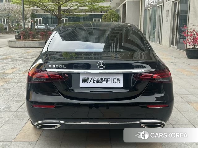 Mercedes-Benz E-class id 4260862 из Китая 15