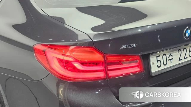 BMW 5 Series (G30) id 4856550 из Кореи 15