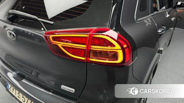 Kia The New Niro id 4268118 из Кореи 15