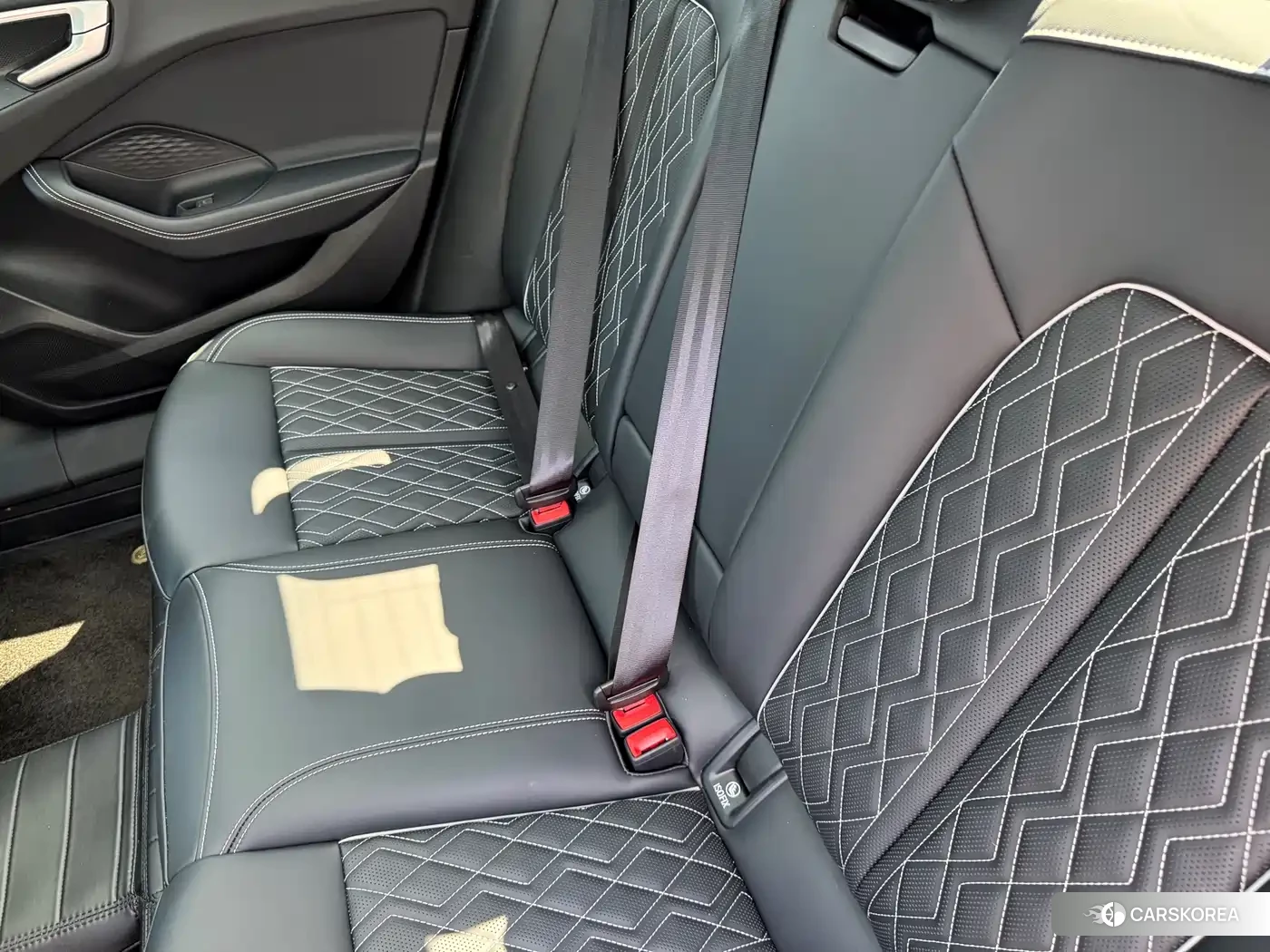 Audi A5L id 4644489 из Китая 15