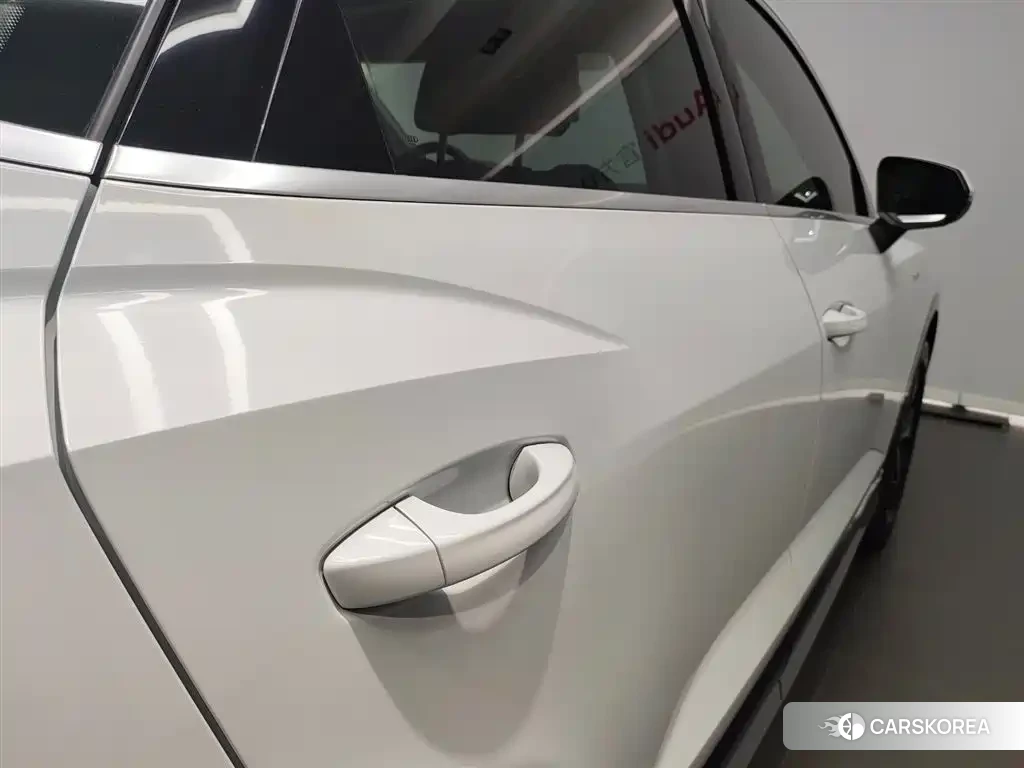 Audi Q3 Sportback id 4539076 из Китая 15