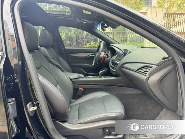 Cadillac CT5 id 4216388 из Китая 15