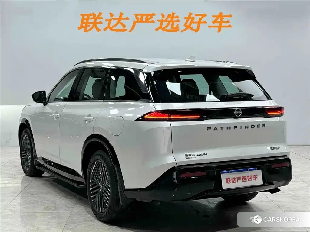 Nissan Pathfinder id 4538602 из Китая 15