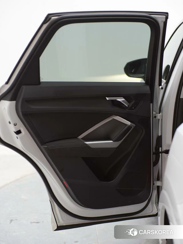 Audi Q3 id 4273798 из Китая 15