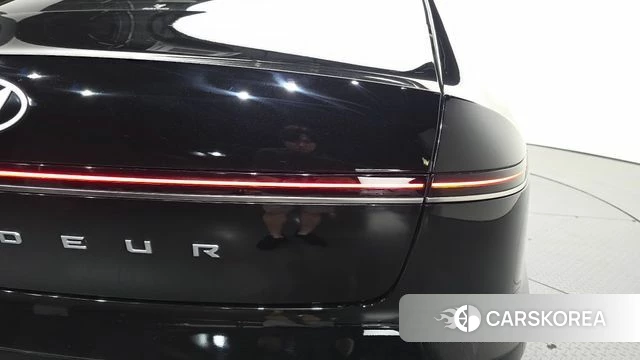 Hyundai Grandeur Hybrid (GN7) id 4640359 из Кореи 15