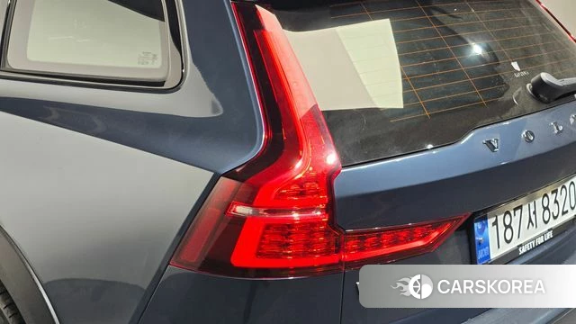 Volvo V60 Cross-Country 2nd Generation id 4480654 из Кореи 15