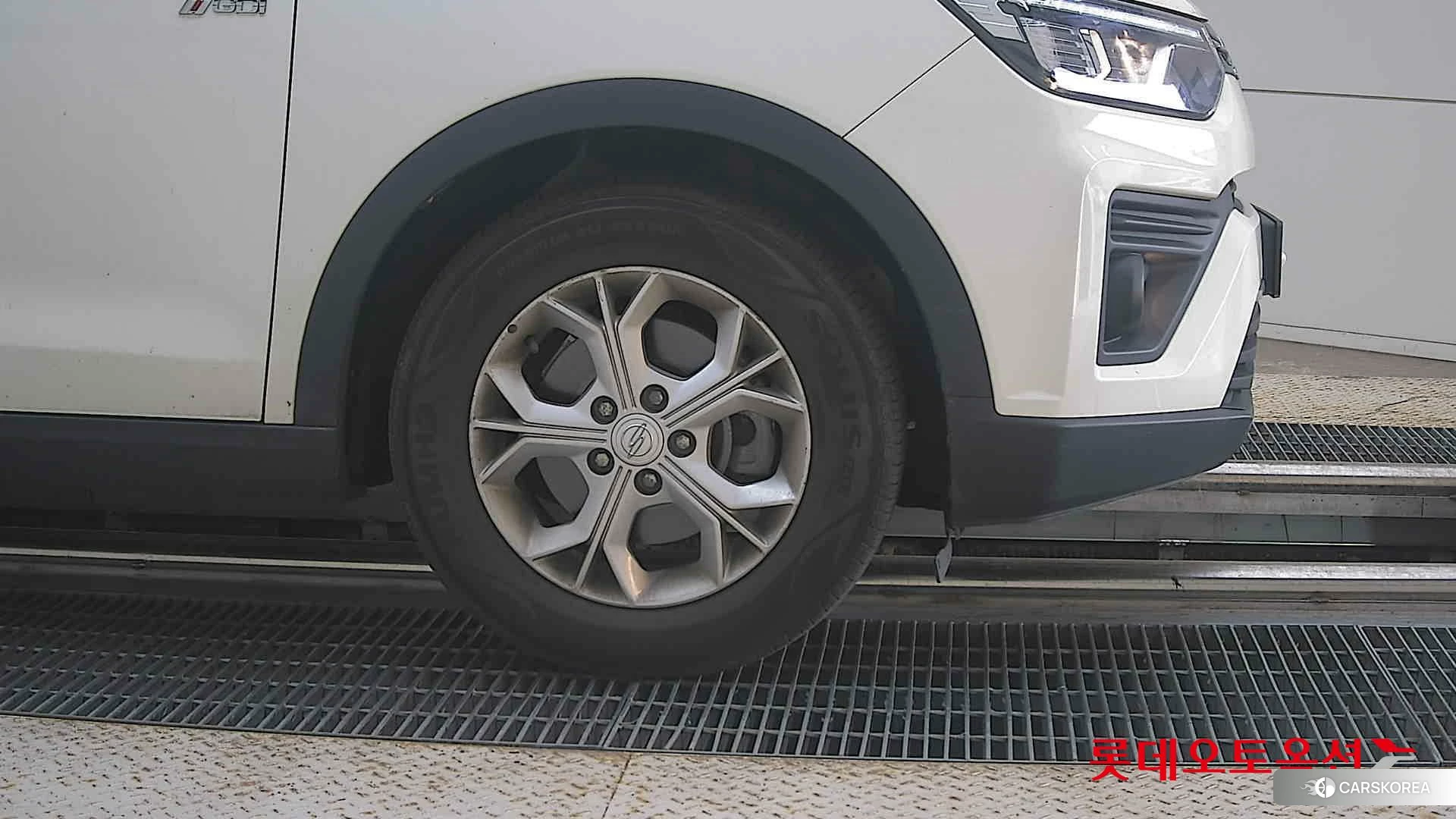 SsangYong Tivoli id 4909347 из Кореи 15