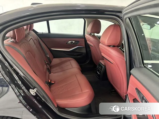 BMW 3 series id 4299463 из Китая 15