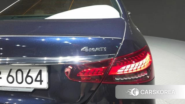 Mercedes-Benz E-Class W213 id 4572712 из Кореи 15