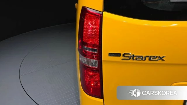 Hyundai The New Grand Starex id 4542868 из Кореи 15