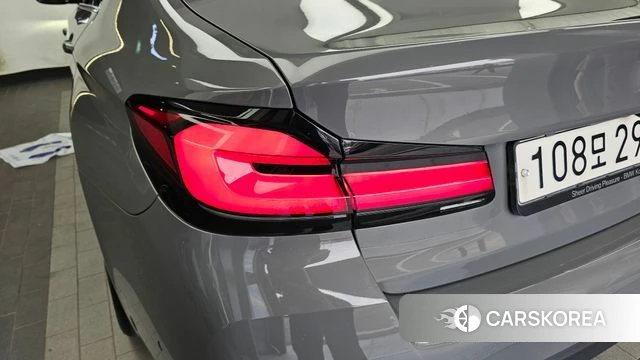 BMW 5 Series (G30) id 4409656 из Кореи 15