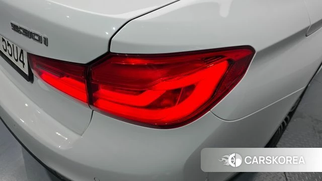BMW 5 Series (G30) id 4683759 из Кореи 15