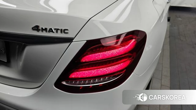 Mercedes-Benz E-Class W213 id 4581711 из Кореи 15