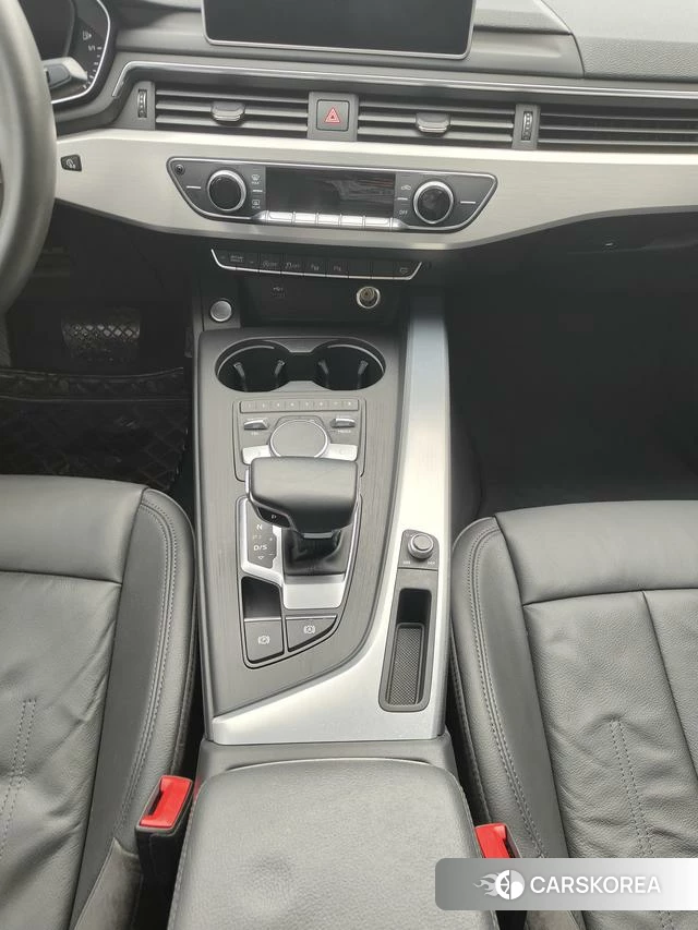 Audi A4L id 4215139 из Китая 15
