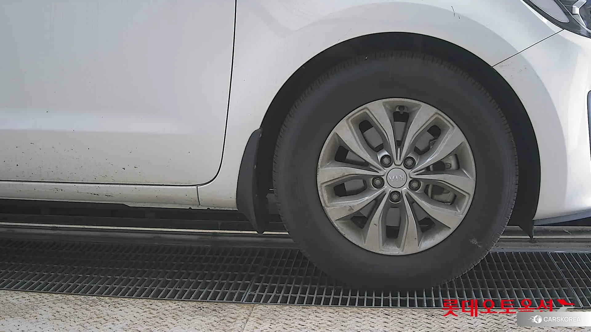 Kia Carnival id 4312611 из Кореи 15