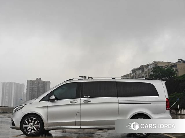 Mercedes-Benz V-class id 4273520 из Китая 15