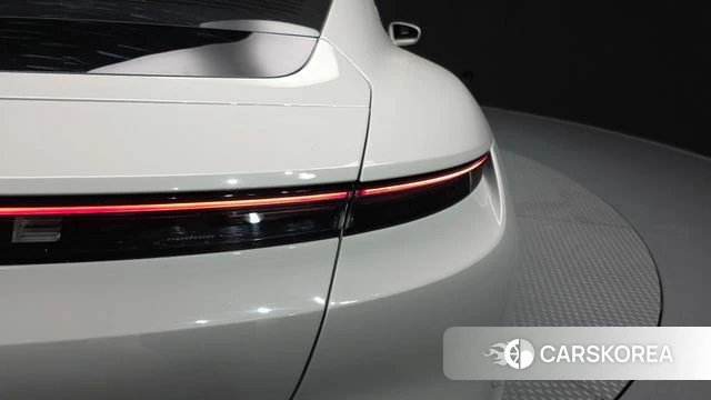 Porsche Taycan id 4609465 из Кореи 15