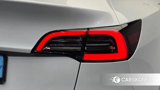 Tesla Model Y id 4730043 из Кореи 15