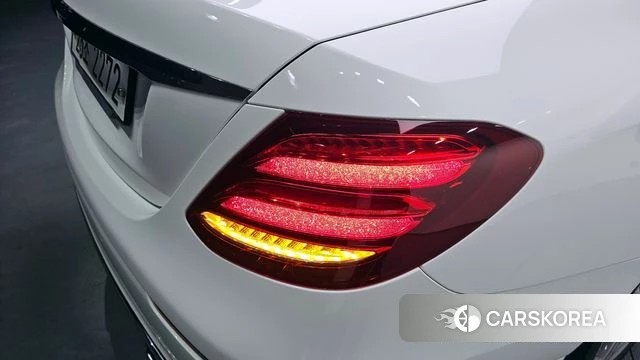 Mercedes-Benz E-Class W213 id 4188354 из Кореи 15