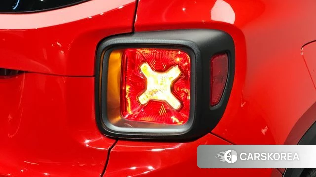Jeep Renegade id 4770724 из Кореи 15