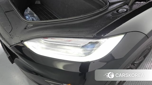Tesla Model X id 4225279 из Кореи 15