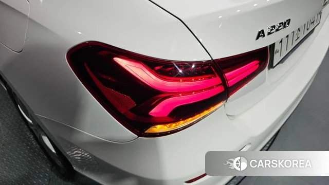Mercedes-Benz A-Class W177 id 4535975 из Кореи 15
