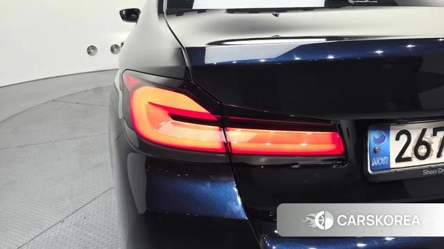 BMW 5 Series (G30) id 4594268 из Кореи 15