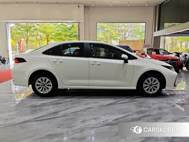 Toyota Corolla id 4220562 из Китая 15