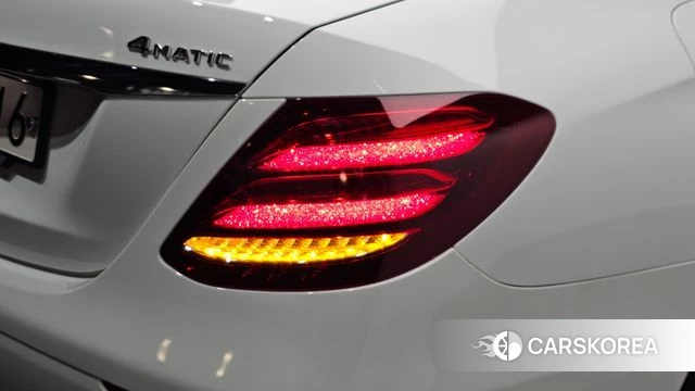 Mercedes-Benz E-Class W213 id 4732834 из Кореи 15