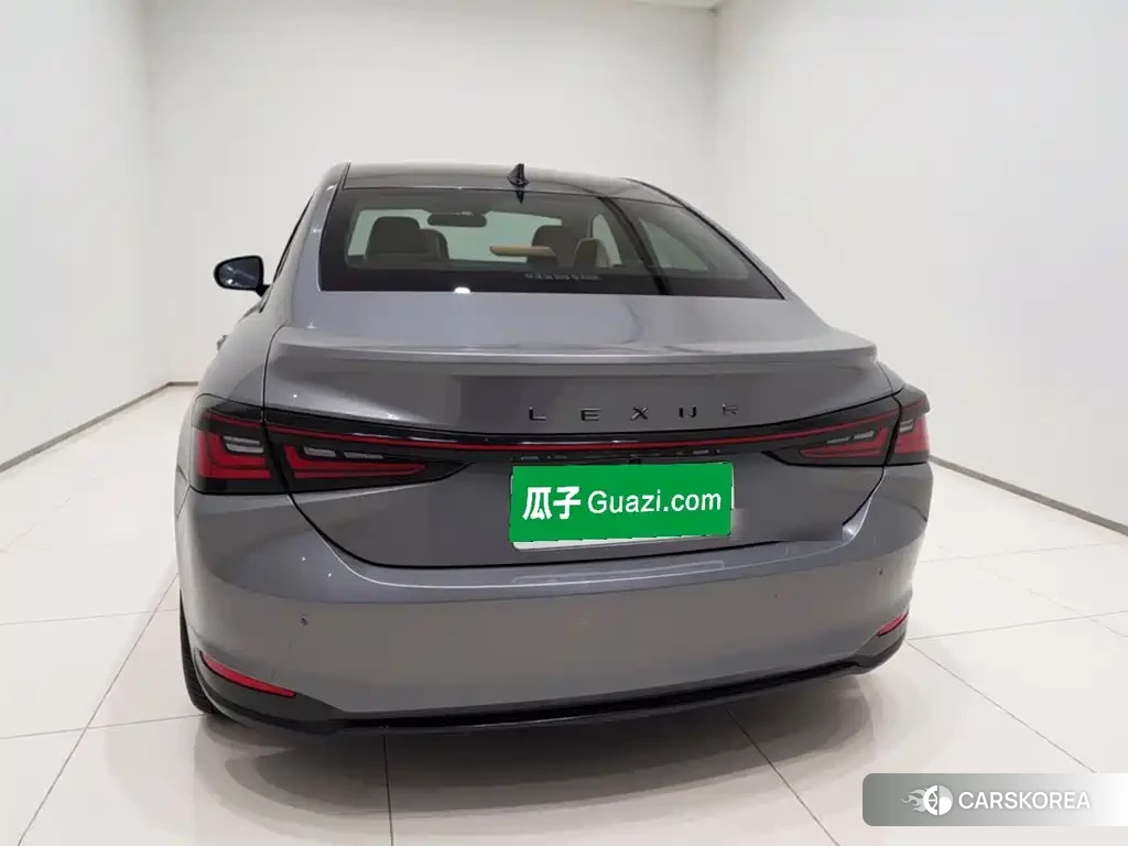 Lexus ES id 4617111 из Китая 15