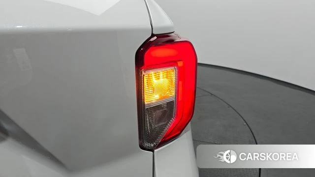 Ford Explorer 6th Generation id 4613565 из Кореи 15