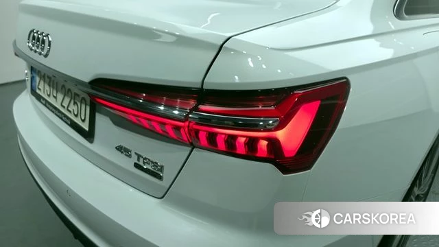 Audi A6 (C8) id 4281457 из Кореи 15