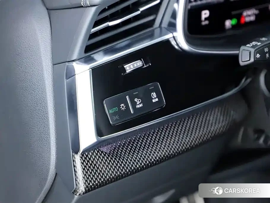 Audi SQ7 id 4600832 из Китая 15