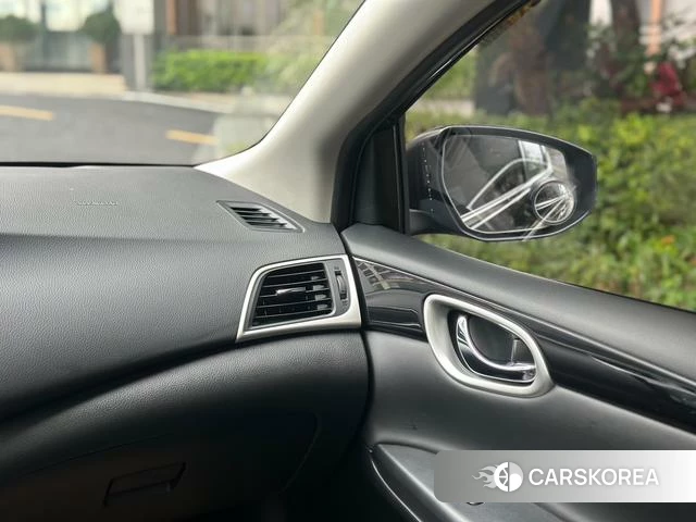 Nissan Xuan Yi id 4235732 из Китая 15