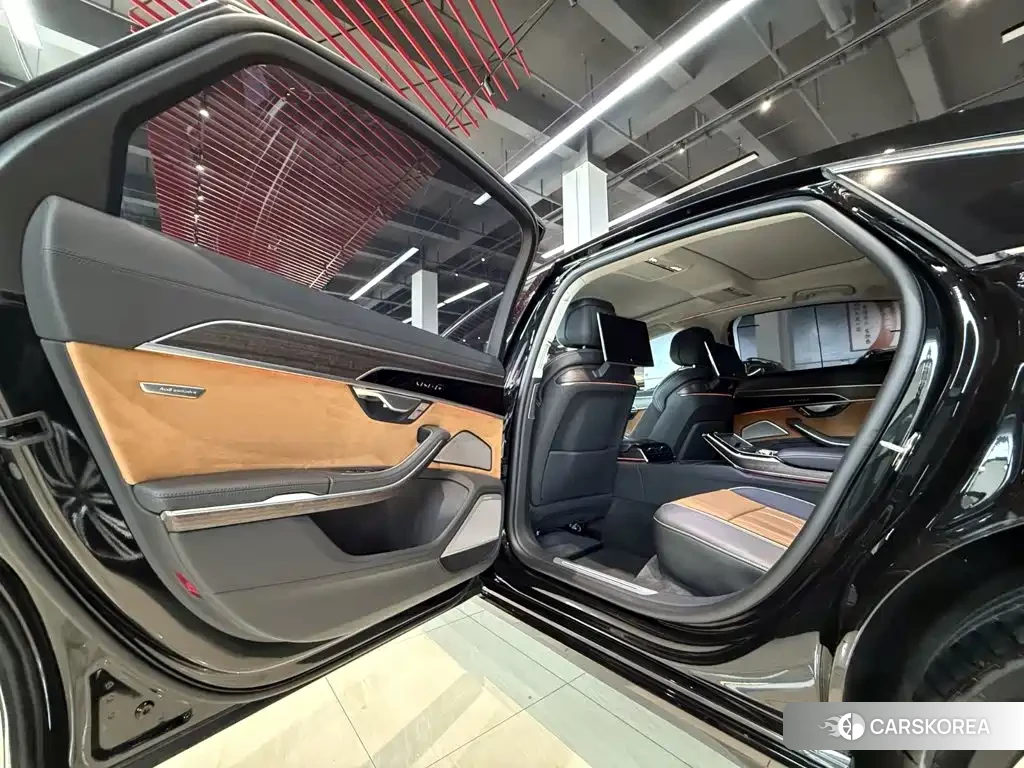 Audi A8 id 4601863 из Китая 15
