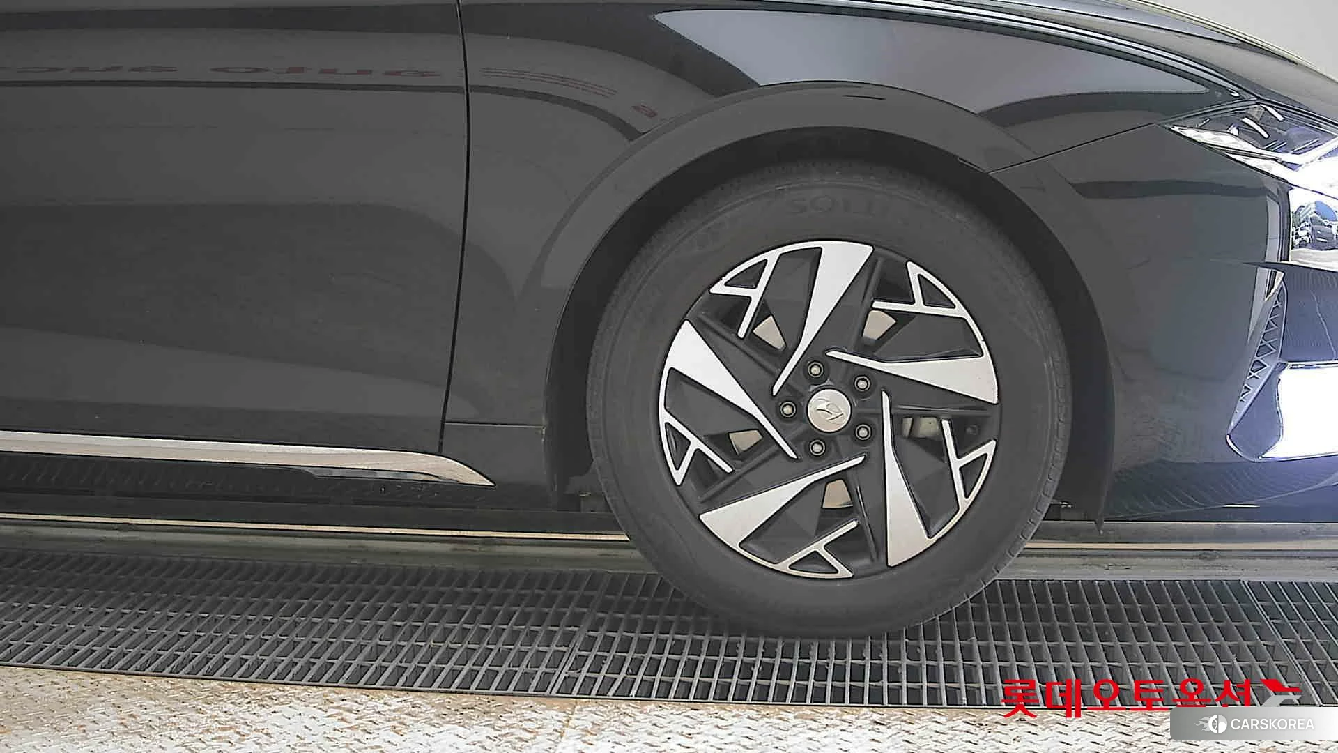 Hyundai Grandeur Hybrid id 4289408 из Кореи 15