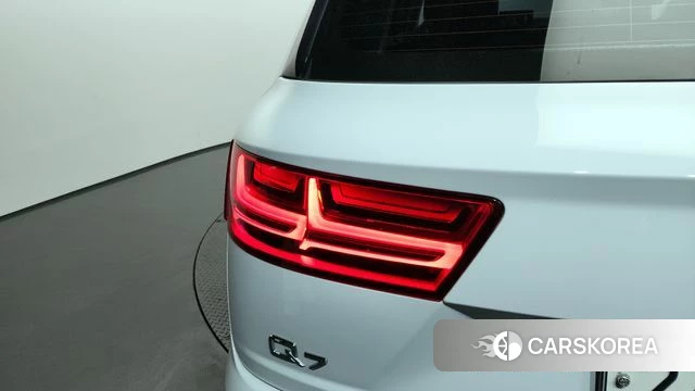 Audi Q7 (4M) id 4188116 из Кореи 15